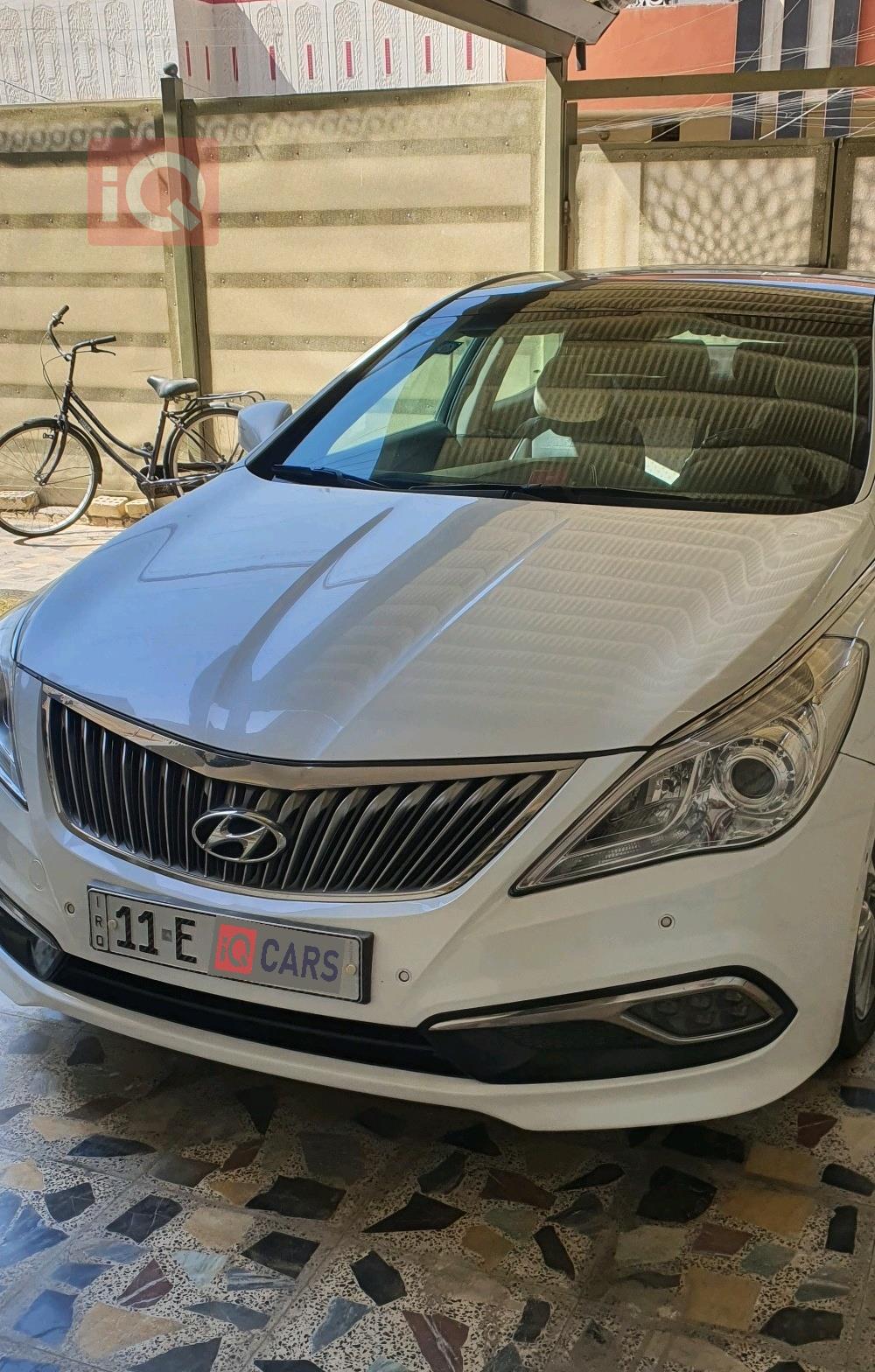 هیوندای ازێرا